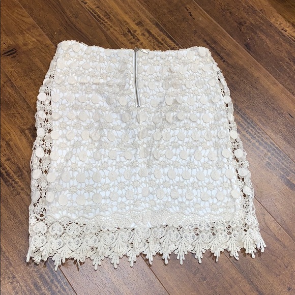 Crochet skirt - Picture 2 of 2